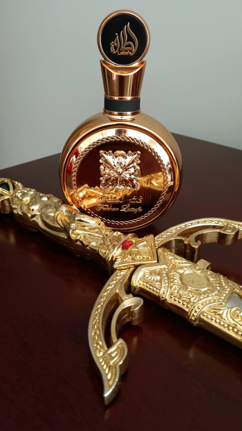 Fakhar Extrait – Lattafa Perfumes men